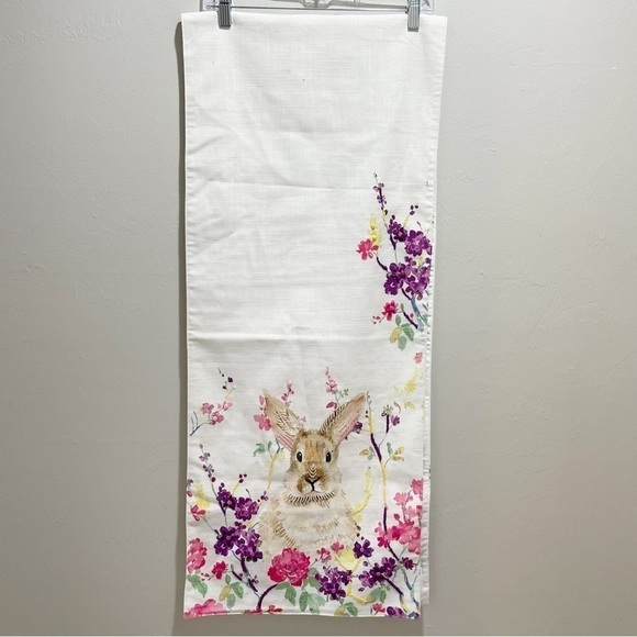 EN VOGUE White Bunny Print Easter Spring Embroidered Holiday Table Runner - Picture 3 of 5